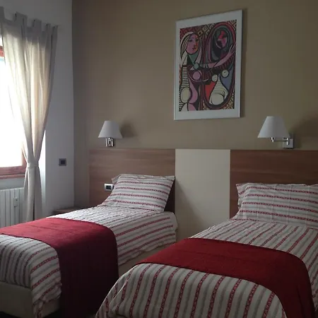 Trastevere's Friends 4*