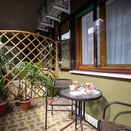 Trastevere's Friends