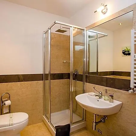 Trastevere's Friends Bed & Breakfast Rome