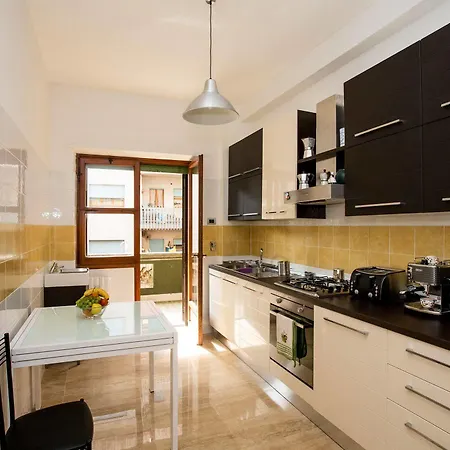 Bed & Breakfast Trastevere's Friends Rom