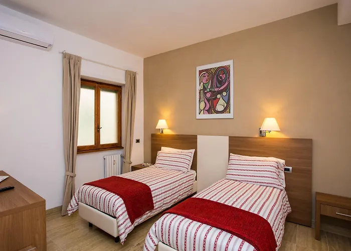 לינה וארוחת בוקר Trastevere's Friends רומא